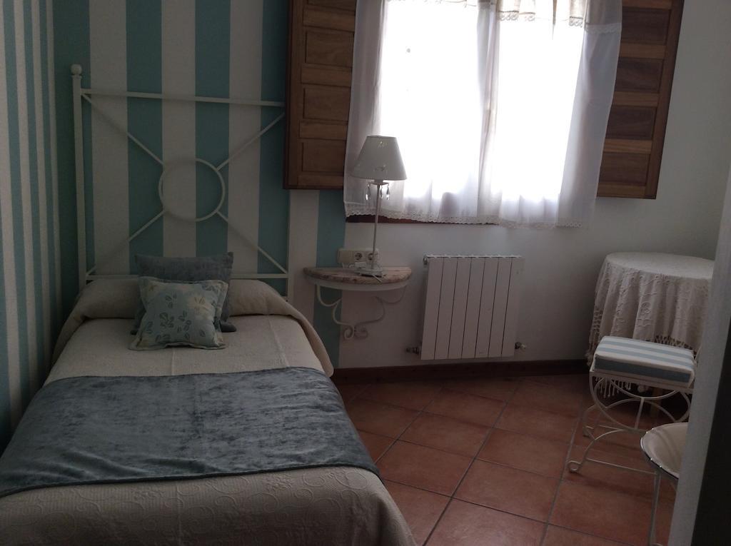 Hotel Rural Los Roturos Maestu Cameră foto